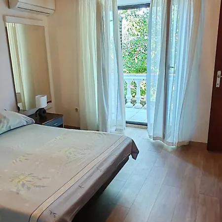 Aenona Heritage House