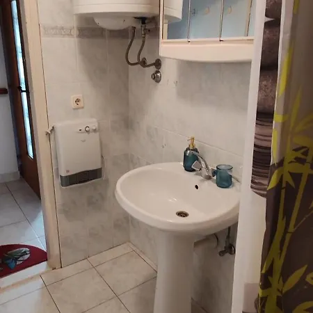 Aenona Heritage House *