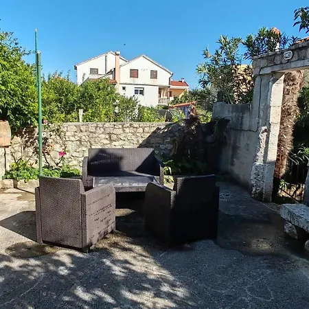 Aenona Heritage House نين