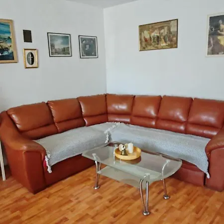 Aenona Heritage House *