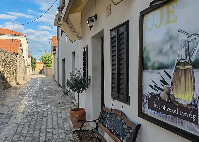 Aenona Heritage House Appartement *