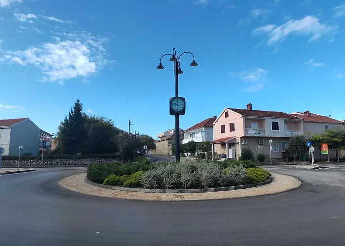 Aenona Heritage House Nin