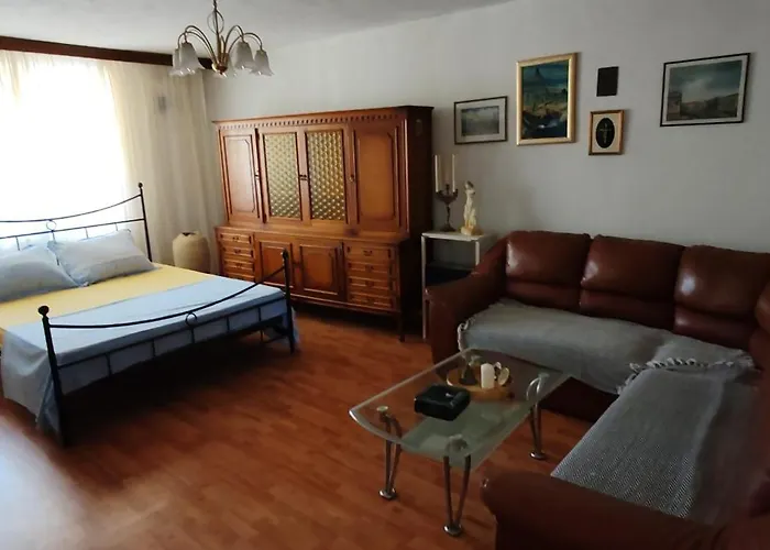 Aenona Heritage House 公寓 宁