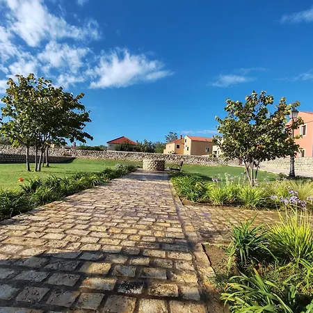 Aenona Heritage House Apartman *