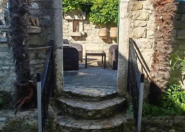Aenona Heritage House Nin