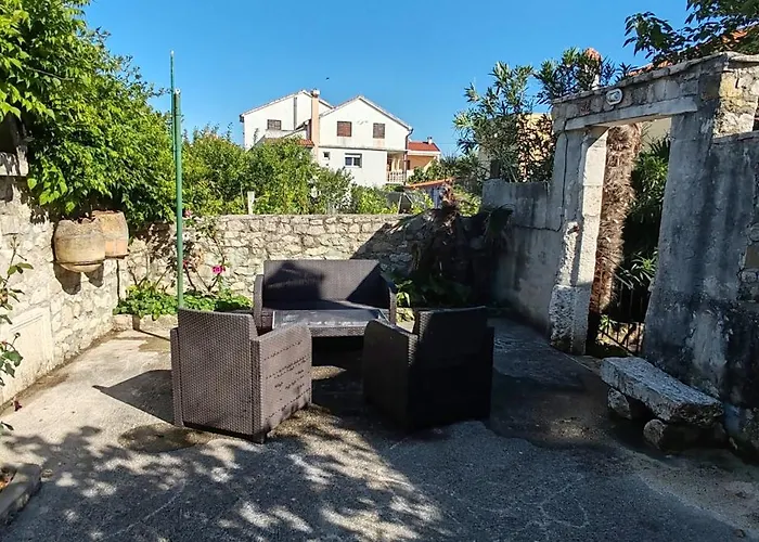 Aenona Heritage House Nin