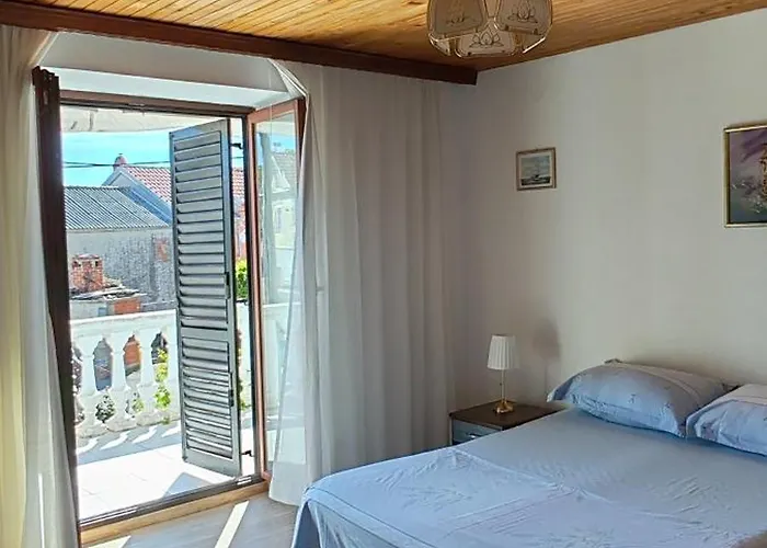 Aenona Heritage House Apartman *